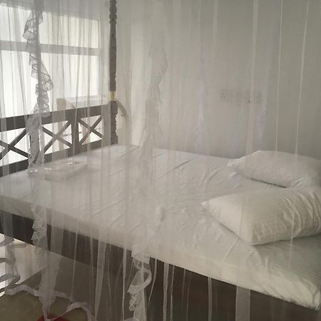 Gold Coast Resort Велигама Экстерьер фото
